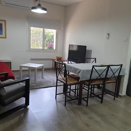 Ferienwohnung פינה חמה ברמה Ein Zivan Exterior foto