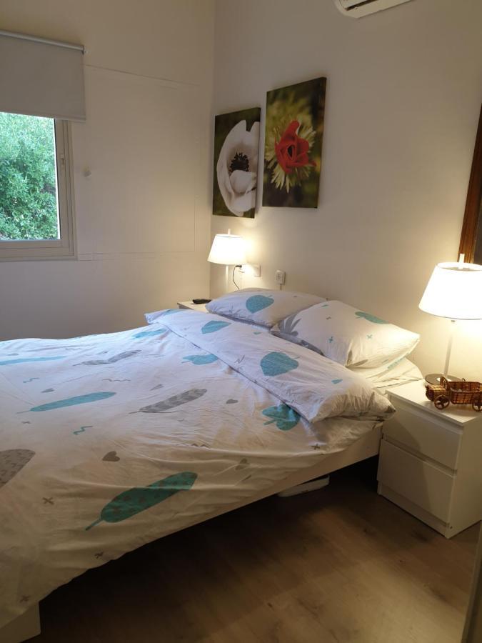 Ferienwohnung פינה חמה ברמה Ein Zivan Exterior foto